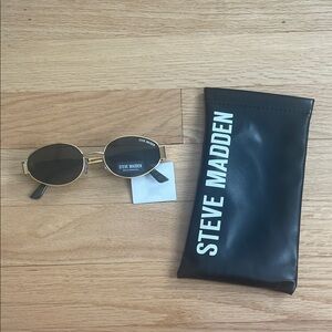 Steve Madden Mystic Sunglasses